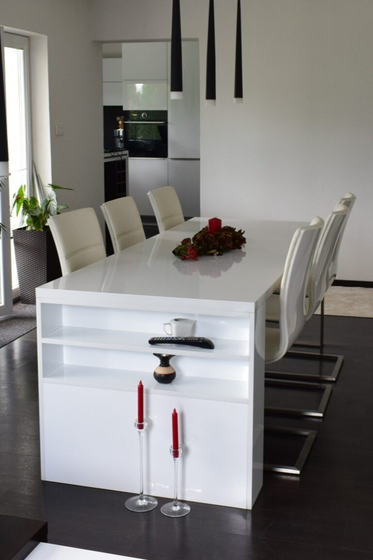 dinning table