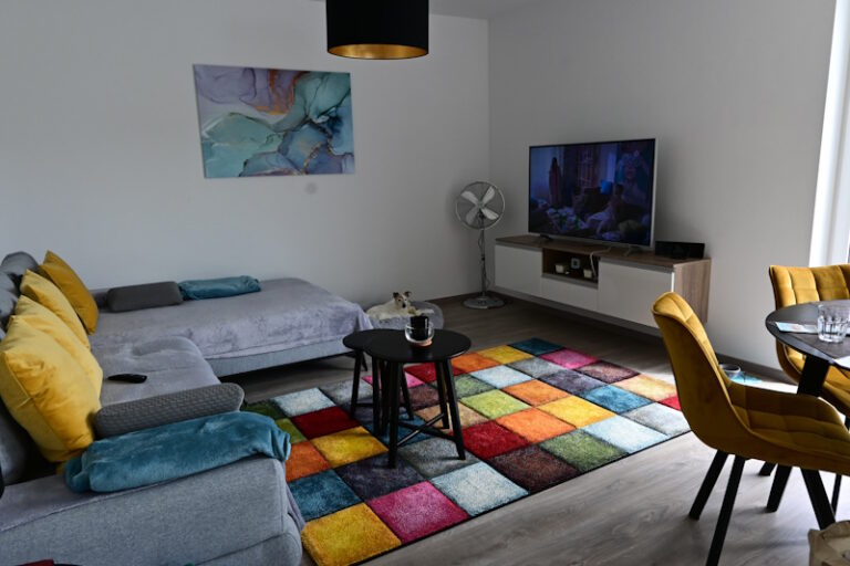 TV cabinet